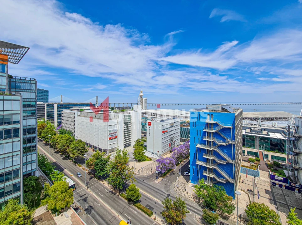 Apartamento T4 para Arrendamento em Parque das Nações Foto 2