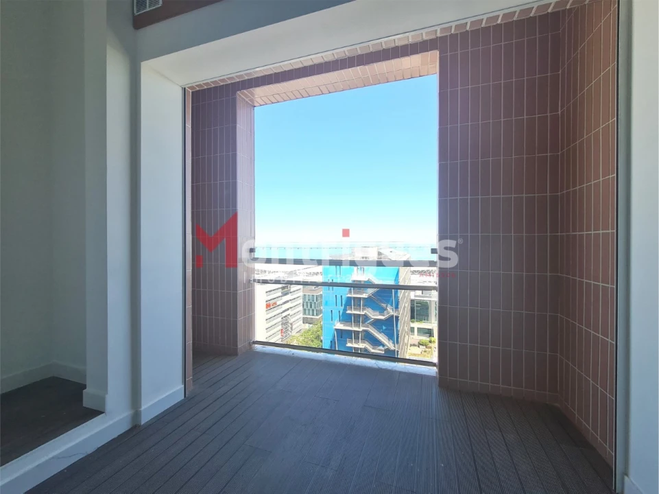 Apartamento T4 para Arrendamento em Parque das Nações Foto 10