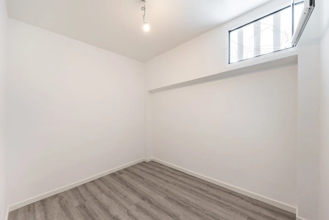 Apartamento T2 para Venda em Évora (São Mamede, Sé, São Pedro e Santo Antão) Foto 11