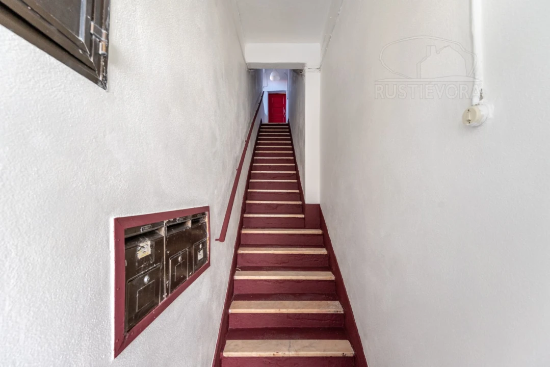 Apartamento T2 para Venda em Évora (São Mamede, Sé, São Pedro e Santo Antão) Foto 4