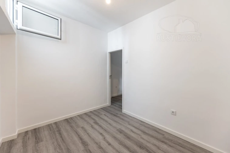 Apartamento T2 para Venda em Évora (São Mamede, Sé, São Pedro e Santo Antão) Foto 5