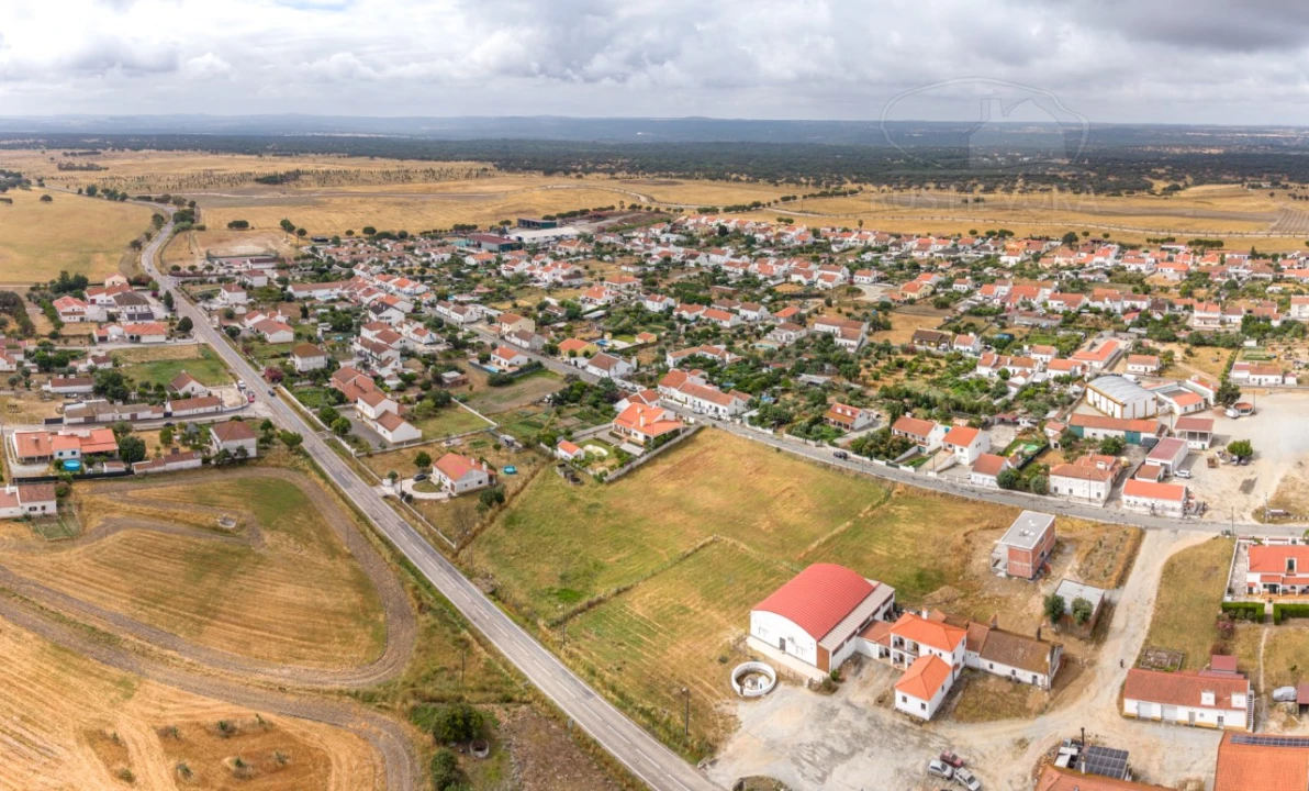 Terreno para Venda em Foros de Vale de Figueira Foto 10