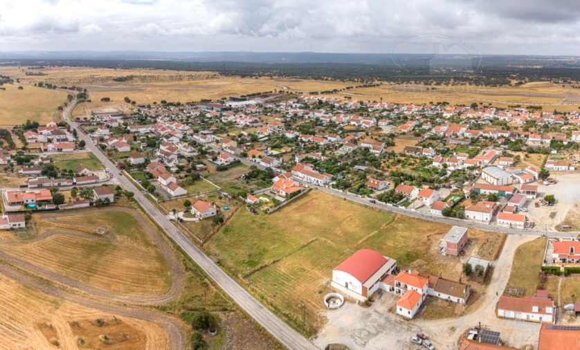 Terreno para Venda em Foros de Vale de Figueira Foto 10
