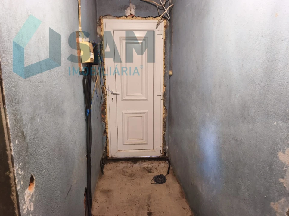 Moradia T2 para Venda em Campelos e Outeiro da Cabeça Foto 16