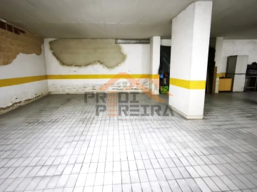 Apartamento para Venda em Algueirão-Mem Martins