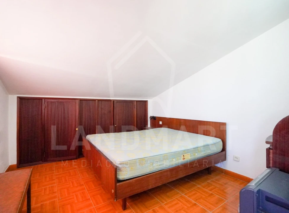 Moradia T7 para Venda em Ferrel Foto 23