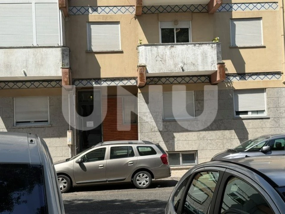 Apartamento T2 para Venda em Venteira Foto 33