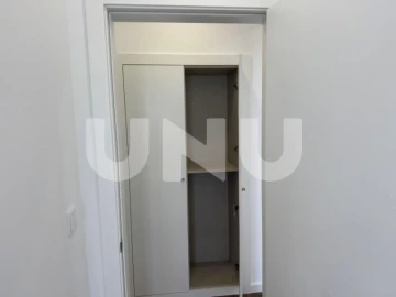 Apartamento T2 para Venda em Venteira