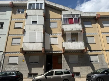 Apartamento T2 para Venda em Venteira