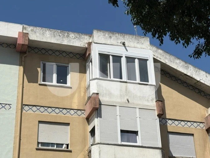 Apartamento T2 para Venda em Venteira Foto 2