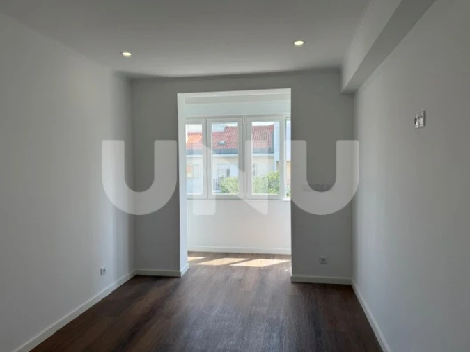 Apartamento T2 para Venda em Venteira Foto 7