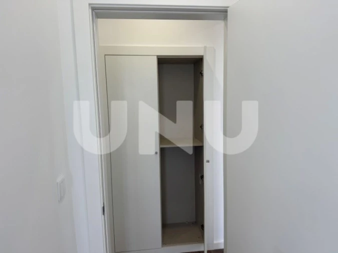 Apartamento T2 para Venda em Venteira Foto 9