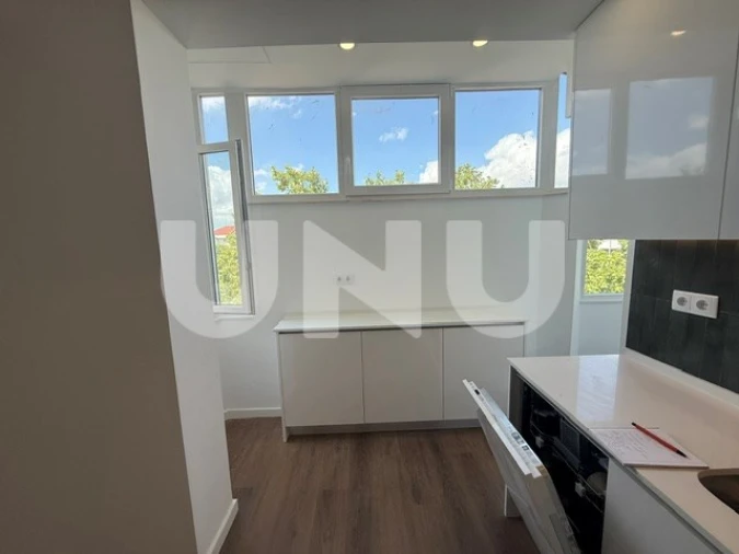 Apartamento T2 para Venda em Venteira Foto 21