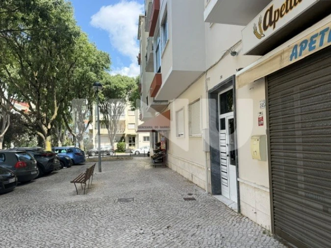 Apartamento T2 para Venda em Venteira Foto 30