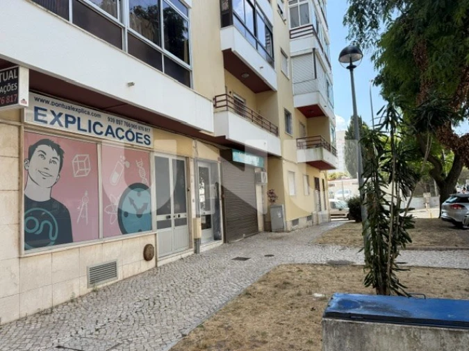 Apartamento T2 para Venda em Venteira Foto 31