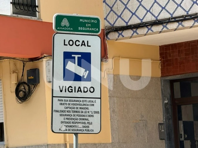 Apartamento T2 para Venda em Venteira Foto 32