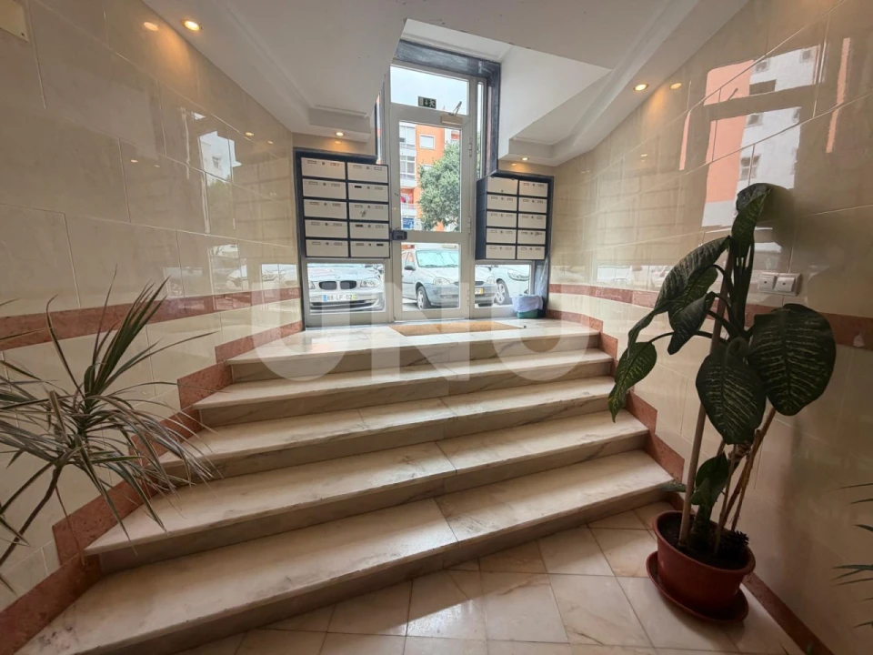 Apartamento T2 para Venda em Seixal, Arrentela e Aldeia de Paio Pires Foto 11