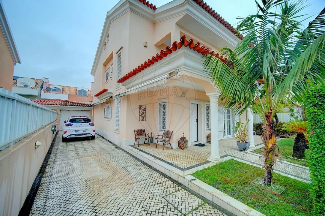 Moradia T3 para Venda em Charneca de Caparica e Sobreda Foto 30