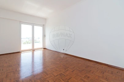 Apartamento T2 para Arrendamento em Vila Franca de Xira