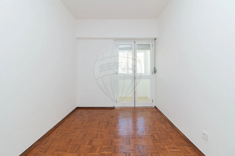 Apartamento T2 para Arrendamento em Vila Franca de Xira Foto 15