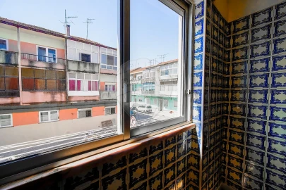 Apartamento T2 para Venda em Baixa da Banheira e Vale da Amoreira
