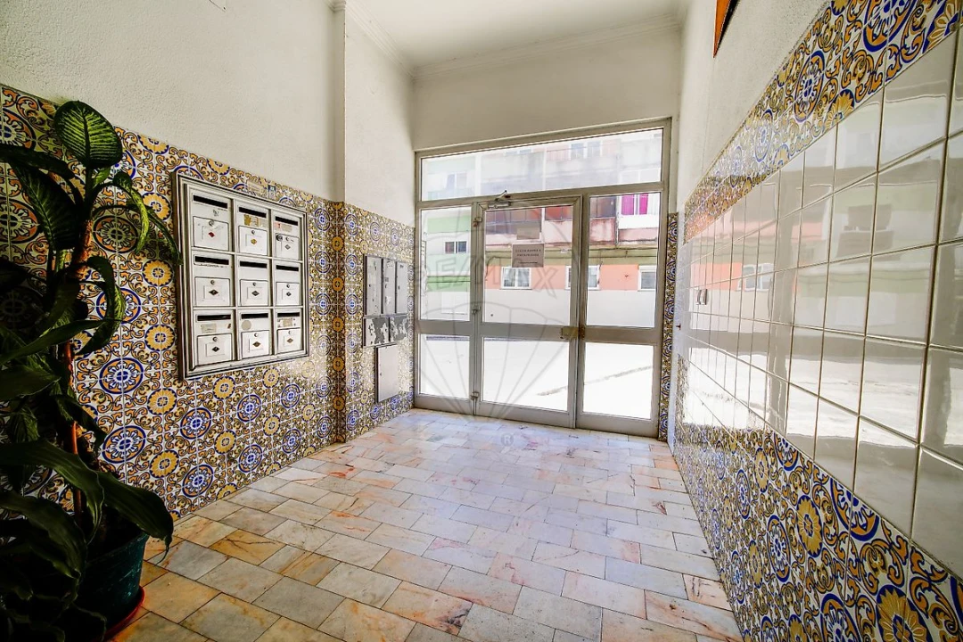 Apartamento T2 para Venda em Baixa da Banheira e Vale da Amoreira Foto 15