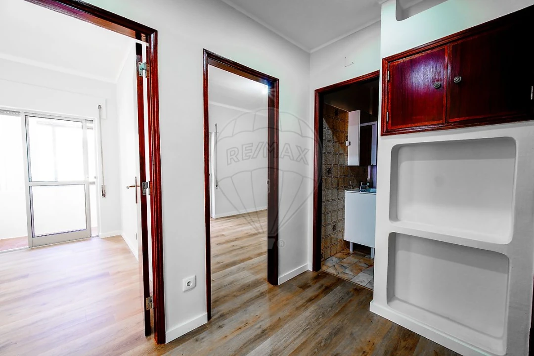 Apartamento T2 para Venda em Baixa da Banheira e Vale da Amoreira Foto 14