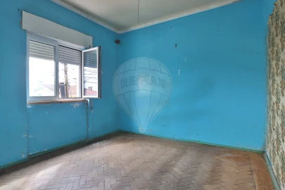 Moradia T4 para Venda em Porto Salvo