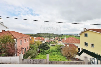 Moradia T4 para Venda em Porto Salvo