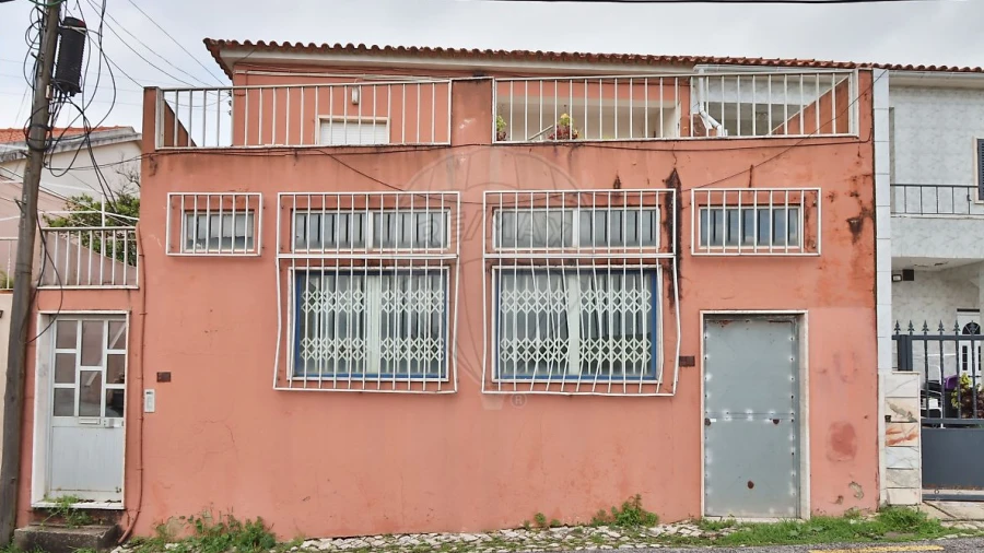 Moradia T4 para Venda em Porto Salvo