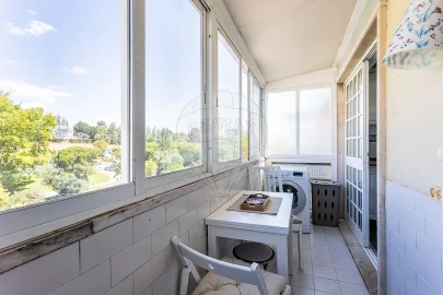 Apartamento T2 para Arrendamento em São Domingos de Benfica