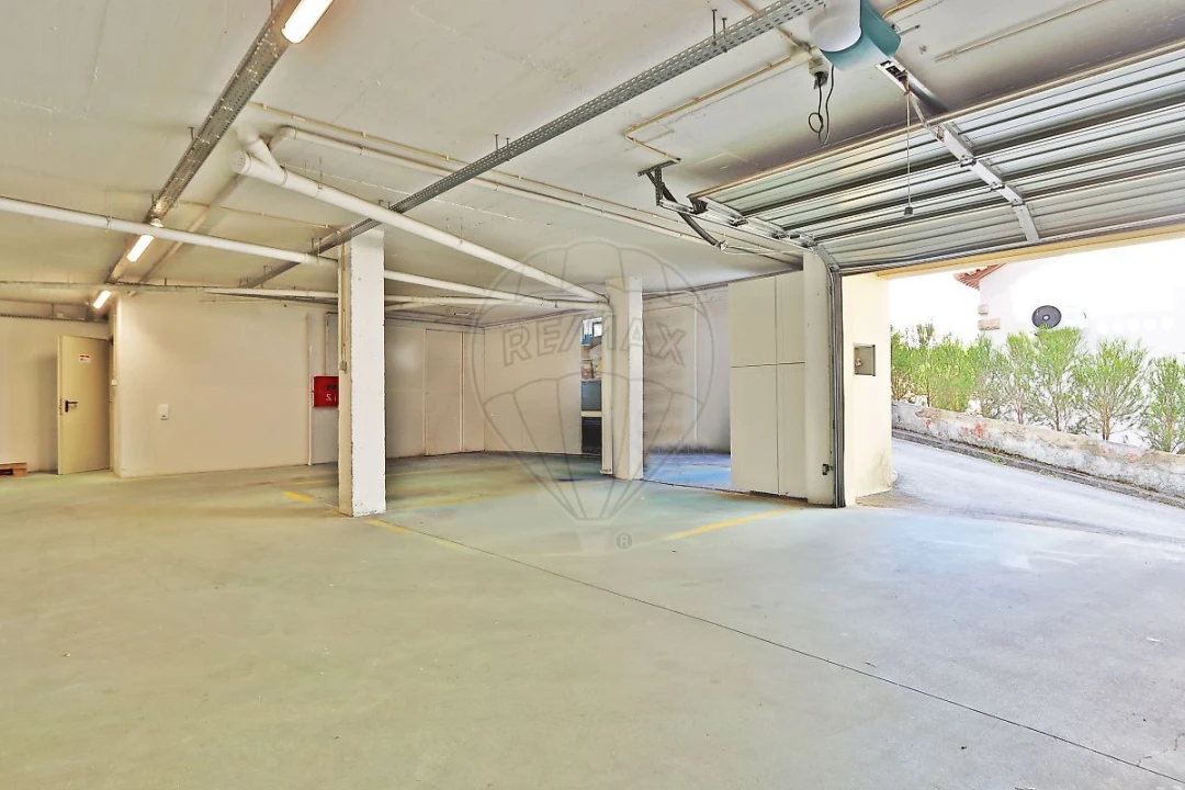 Apartamento T2 para Venda em Venda do Pinheiro e Santo Estêvão das Galés Foto 18