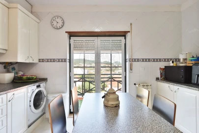 Apartamento T2 para Venda em Venda do Pinheiro e Santo Estêvão das Galés