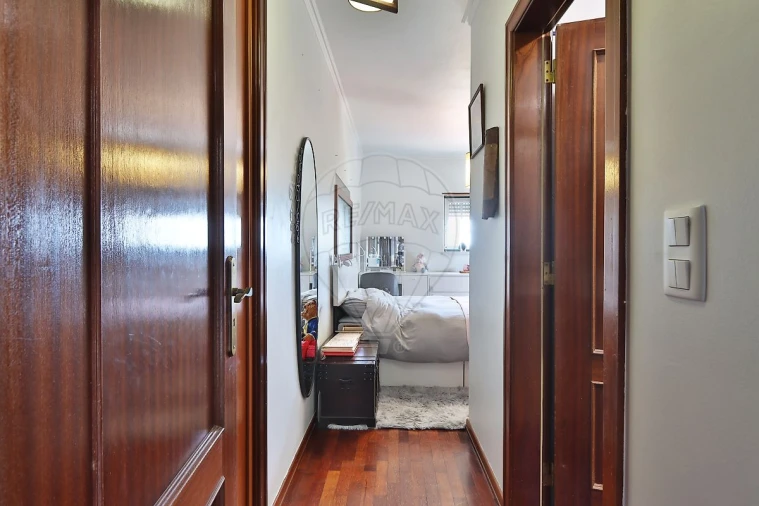Apartamento T2 para Venda em Venda do Pinheiro e Santo Estêvão das Galés Foto 11