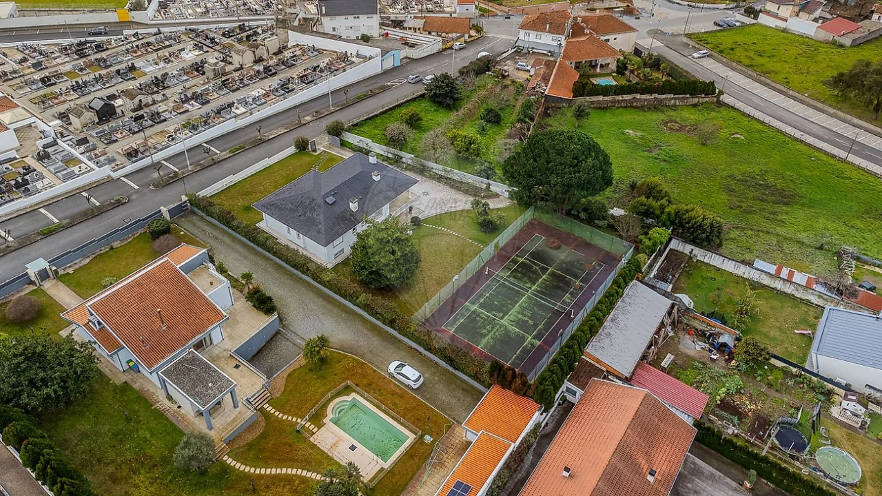 Moradia T3 para Venda em Lourosa Foto 43