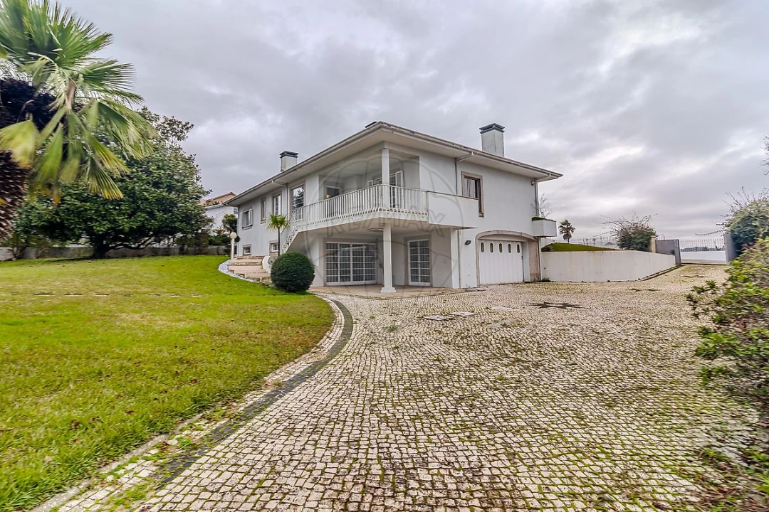 Moradia T3 para Venda em Lourosa Foto 6