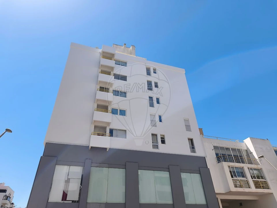 Apartamento T3 para Venda em Quarteira Foto 21