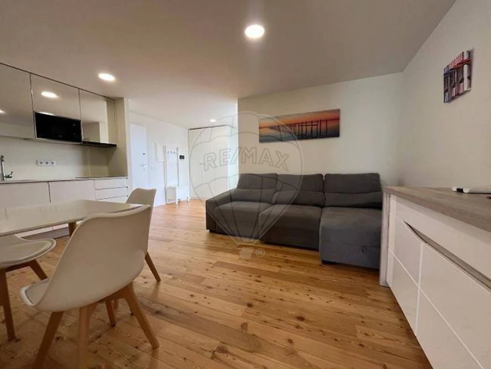 Apartamento T1 para Arrendamento em Glória e Vera Cruz Foto 6