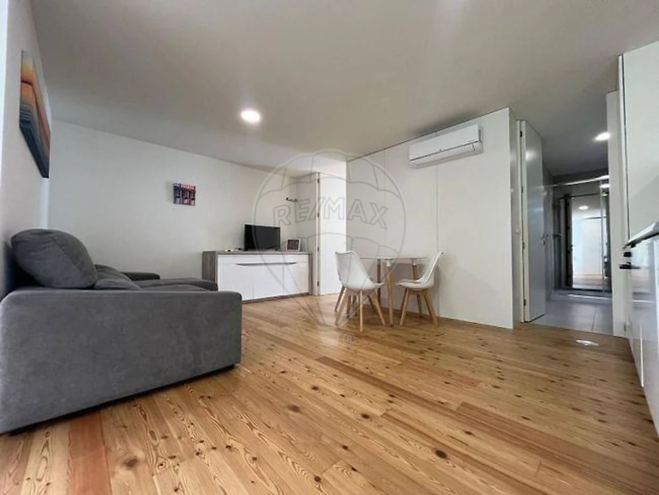 Apartamento T1 para Arrendamento em Glória e Vera Cruz Foto 3