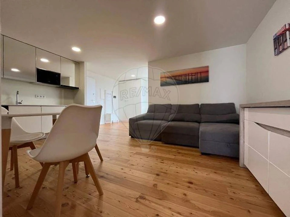 Apartamento T1 para Arrendamento em Glória e Vera Cruz Foto 5