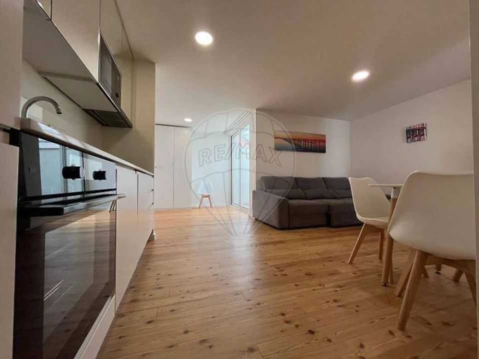 Apartamento T1 para Arrendamento em Glória e Vera Cruz Foto 1