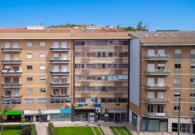 Apartamento T1 para Venda em Santa Maria, São Pedro e Matacães