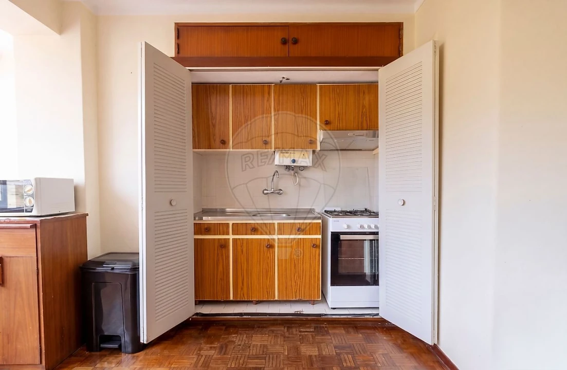 Apartamento T1 para Venda em Santa Maria, São Pedro e Matacães Foto 1