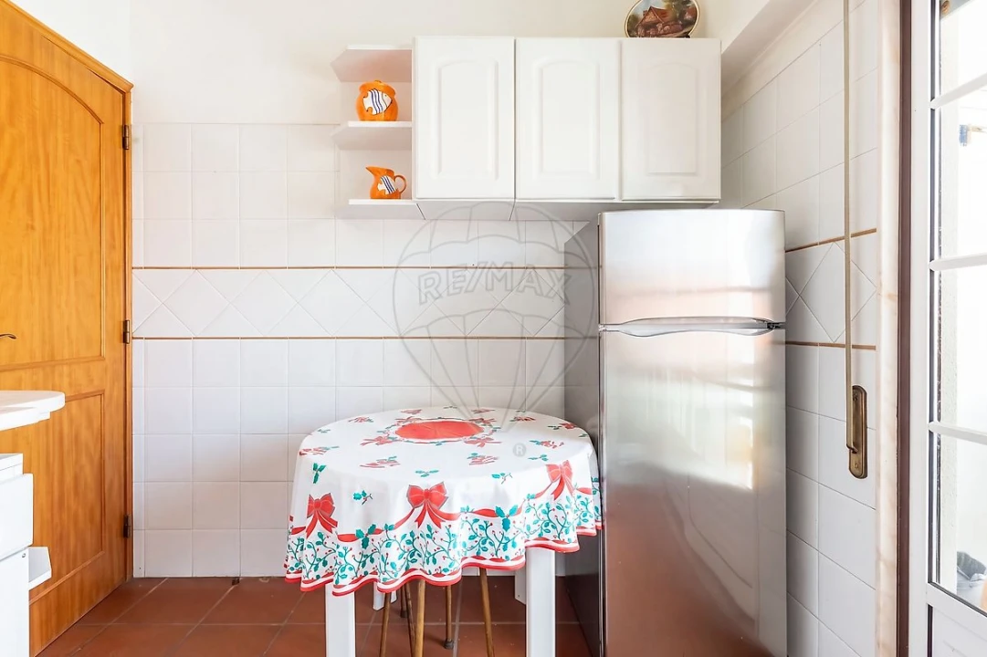 Apartamento T3 para Venda em A dos Cunhados e Maceira Foto 4