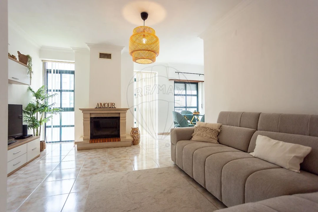 Apartamento T2 para Venda em Alenquer (Santo Estêvão e Triana) Foto 3