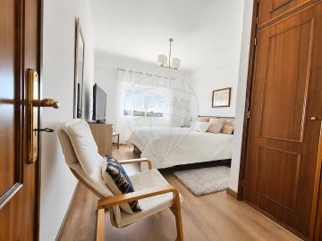 Apartamento T3 para Venda em Vialonga