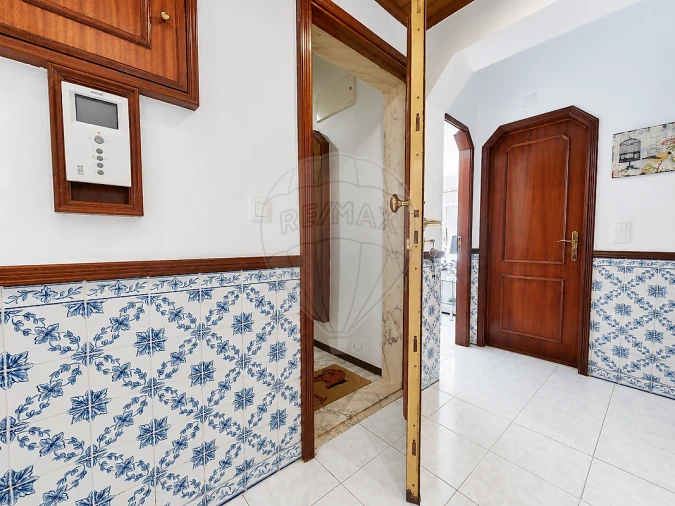 Apartamento T3 para Venda em Vialonga Foto 35