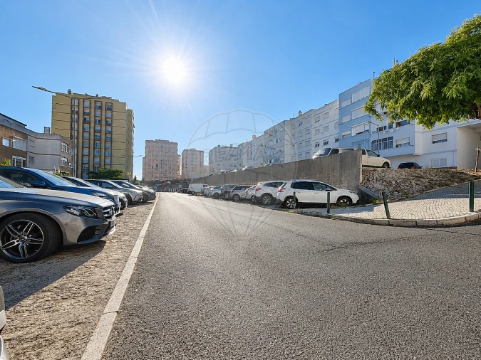 Apartamento T3 para Venda em Vialonga Foto 4