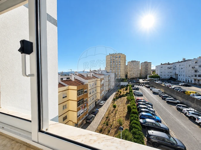 Apartamento T3 para Venda em Vialonga Foto 14