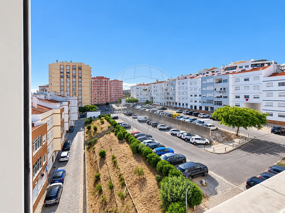 Apartamento T3 para Venda em Vialonga Foto 22